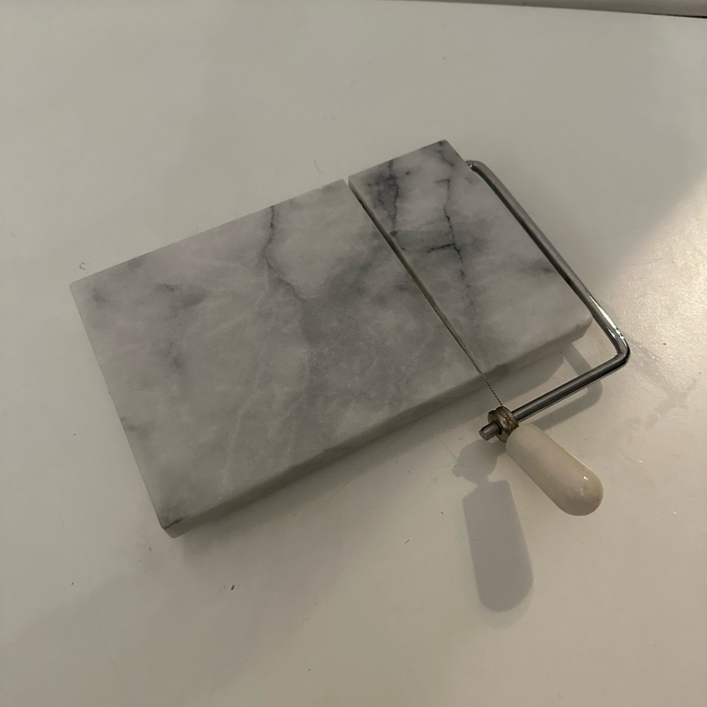 Marble Cheese Slicer with White Handle - Classic Kitchen Tool